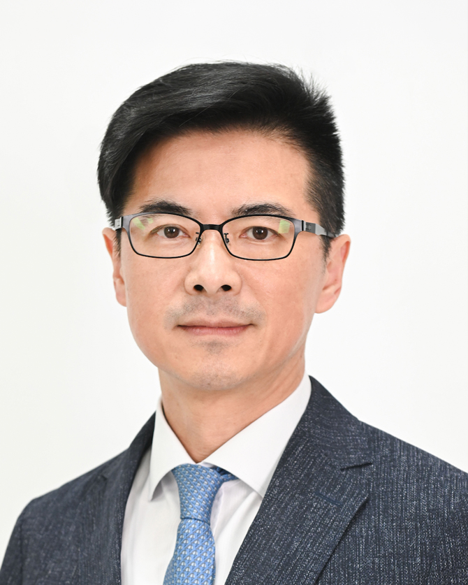 Speaker's Photo